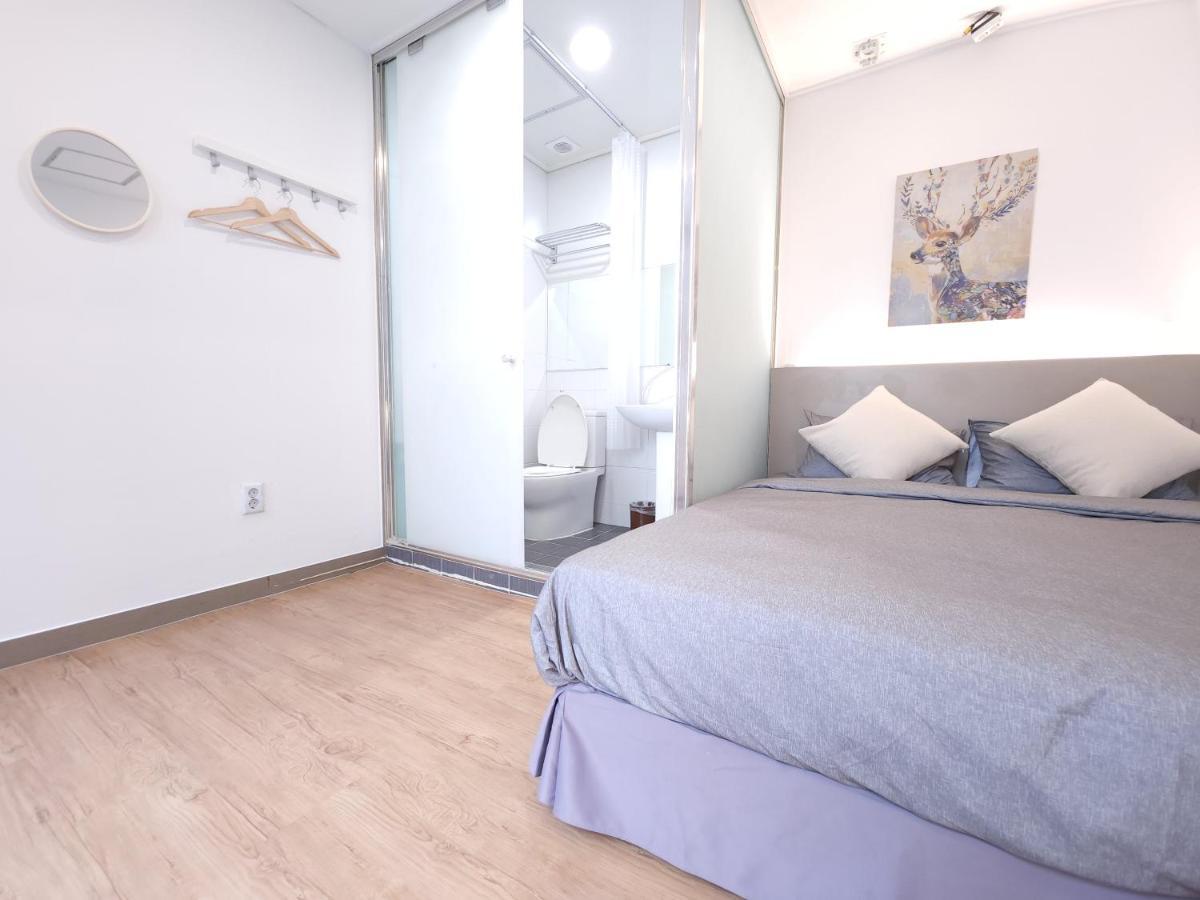 Oyo Hostel Myeongdong 2 Сеул Екстериор снимка