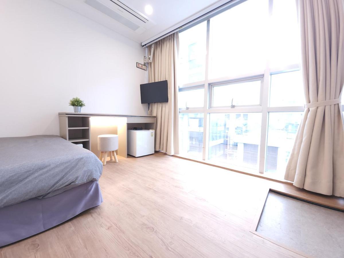 Oyo Hostel Myeongdong 2 Сеул Екстериор снимка