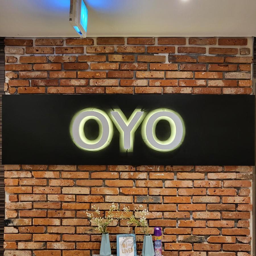 Oyo Hostel Myeongdong 2 Сеул Екстериор снимка