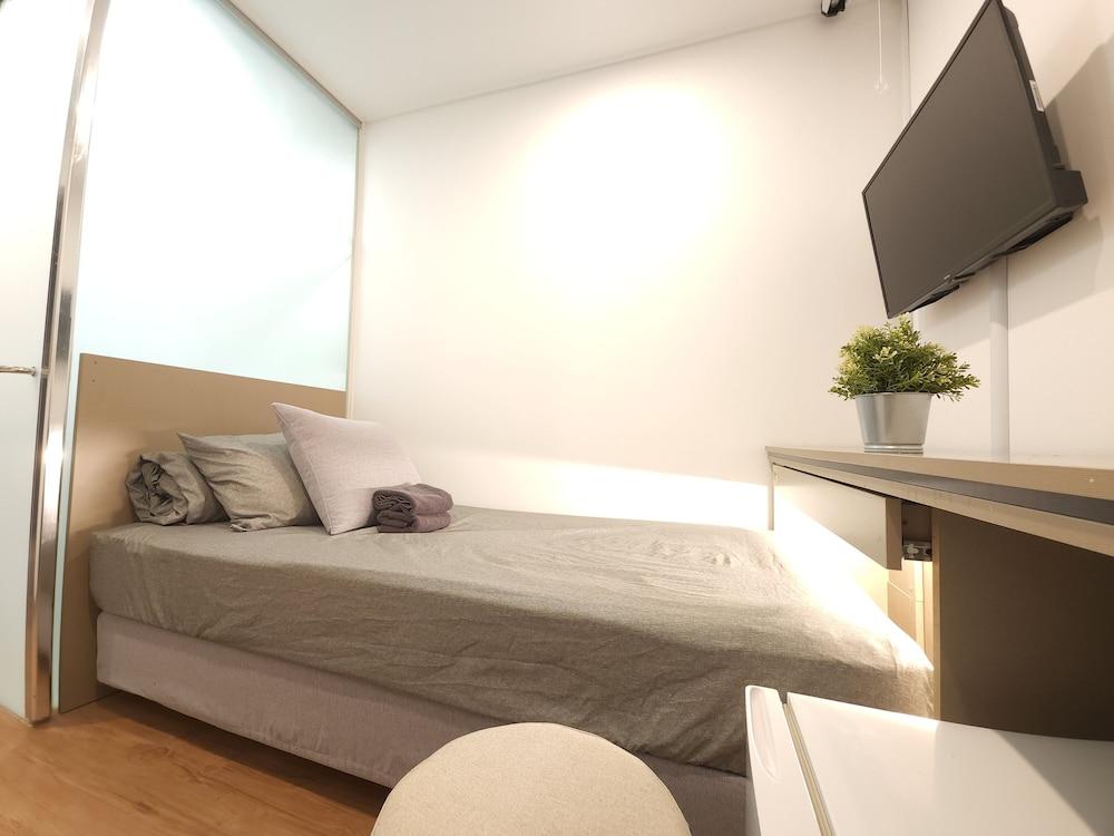 Oyo Hostel Myeongdong 2 Сеул Екстериор снимка