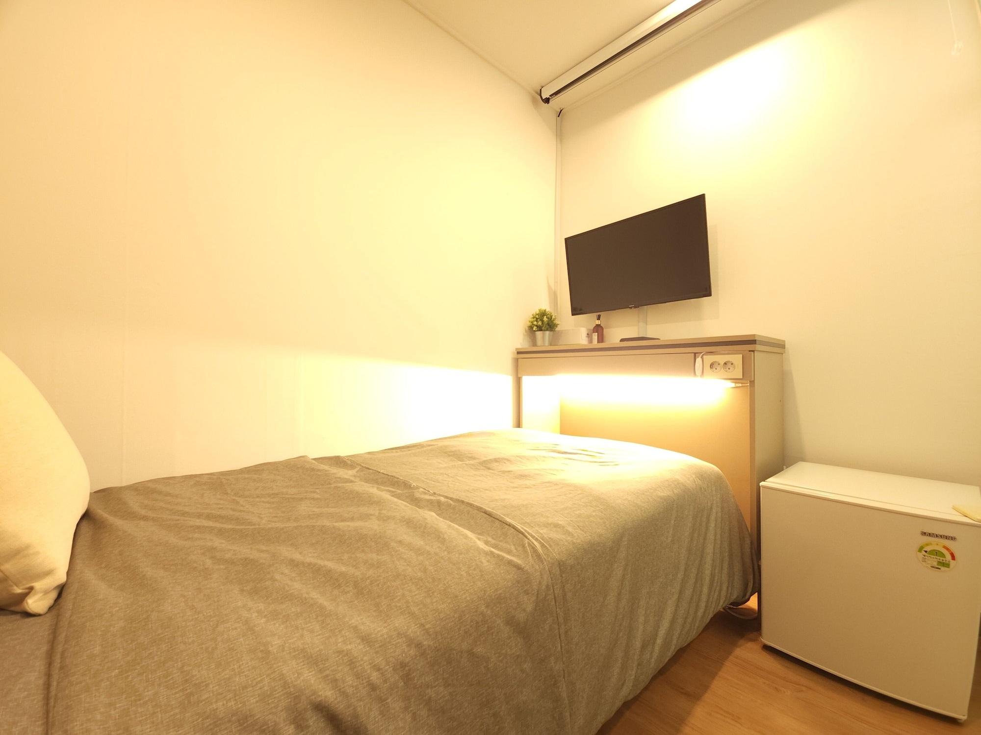 Oyo Hostel Myeongdong 2 Сеул Екстериор снимка